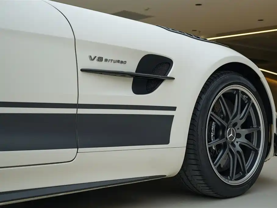 Mercedes-Benz AMG GT 2020 — фото 16