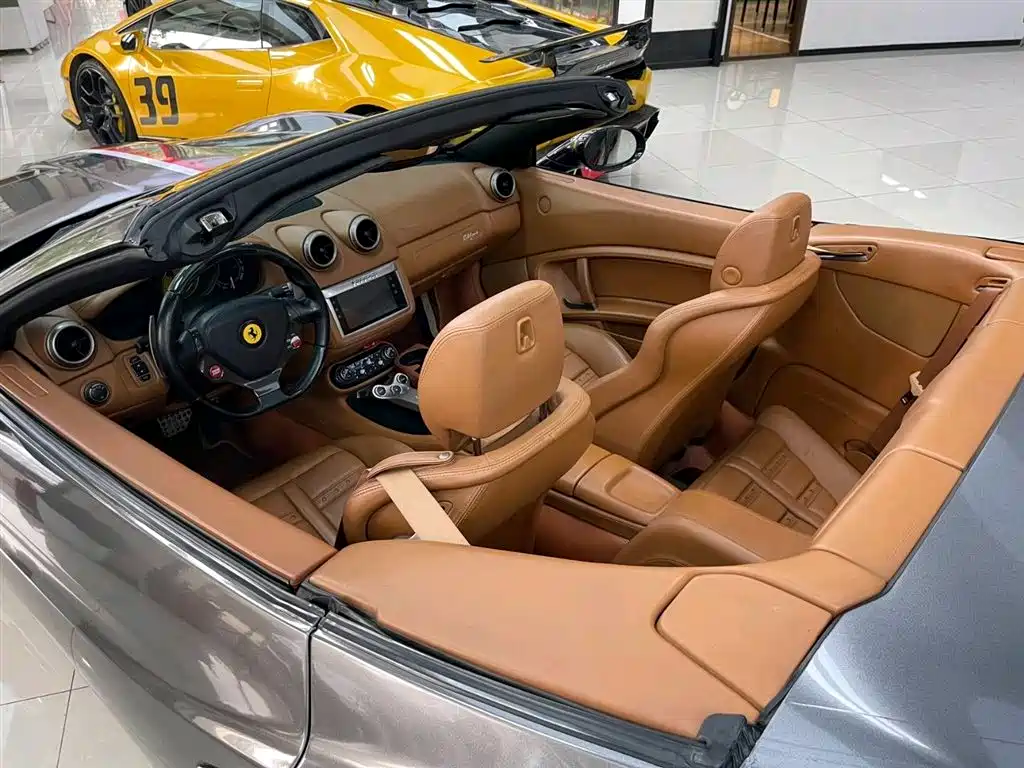 Ferrari California T 2013 — фото 11