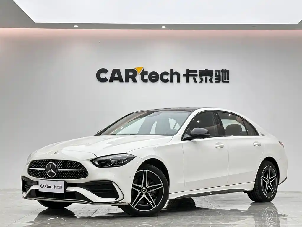 Mercedes-Benz C-Class 2023 — фото 1