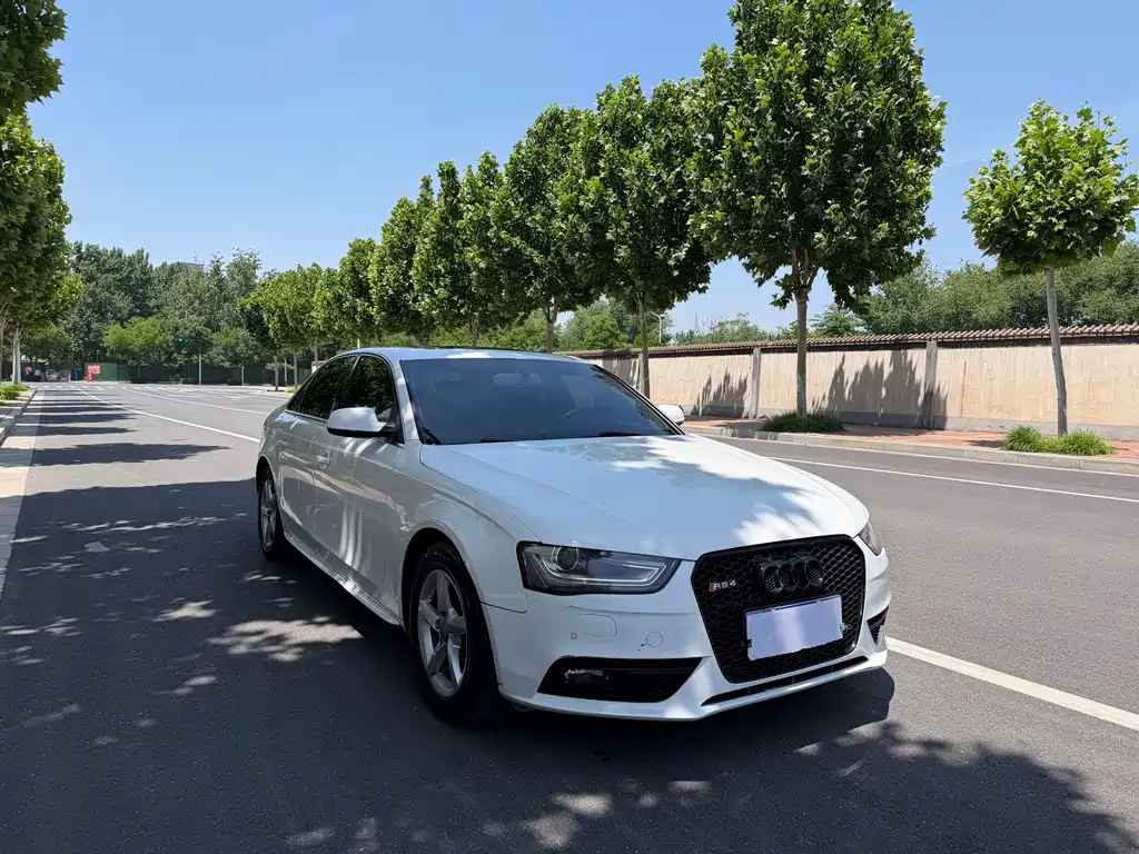 Audi A4L 2014 — фото 3