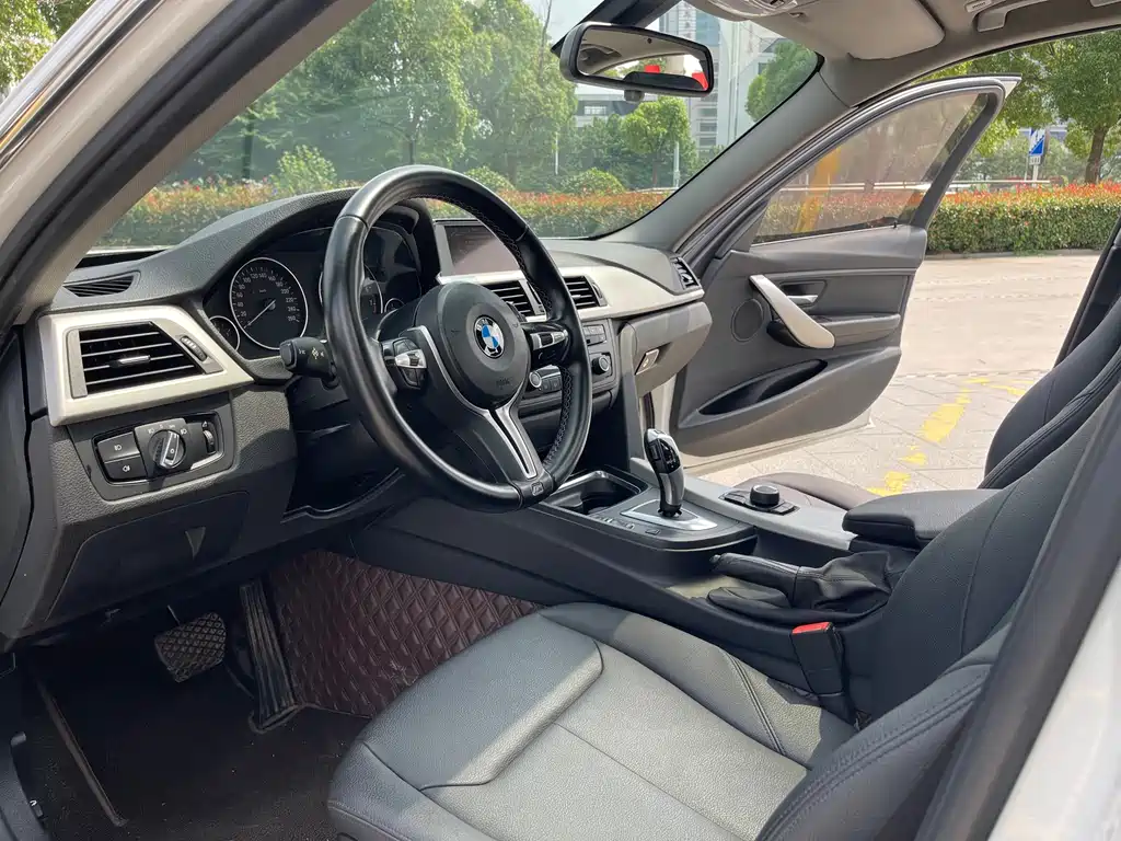 BMW 3 Series 2015