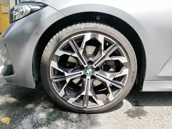 BMW 3 Series 2025