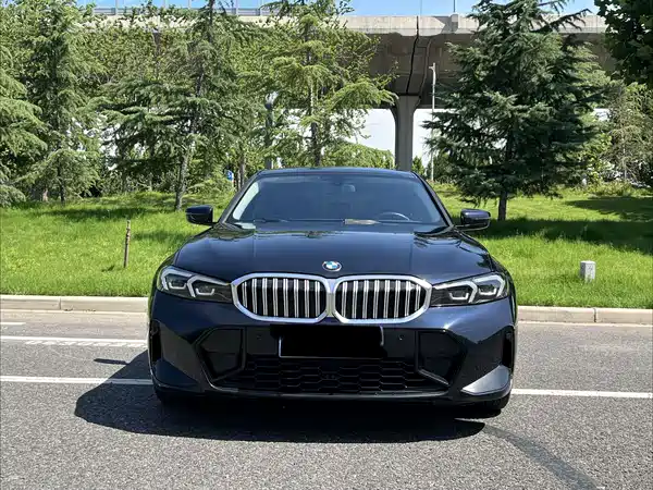 BMW 3 Series 2023