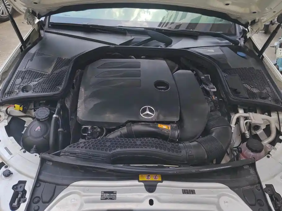 Mercedes-Benz C-Class 2019 — фото 10