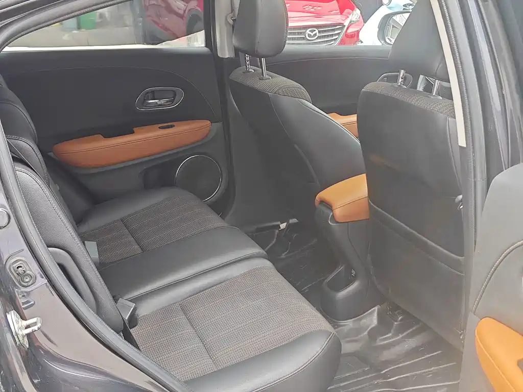 Honda Vezel 2015 — фото 9
