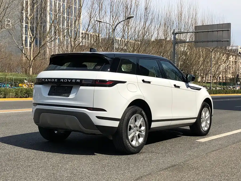 Land Rover Evoque 2021 — фото 4