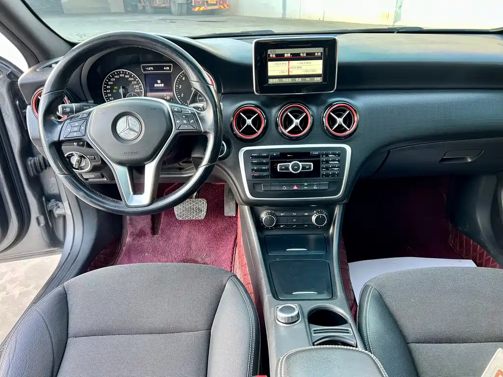 Mercedes-Benz A-Class 2013