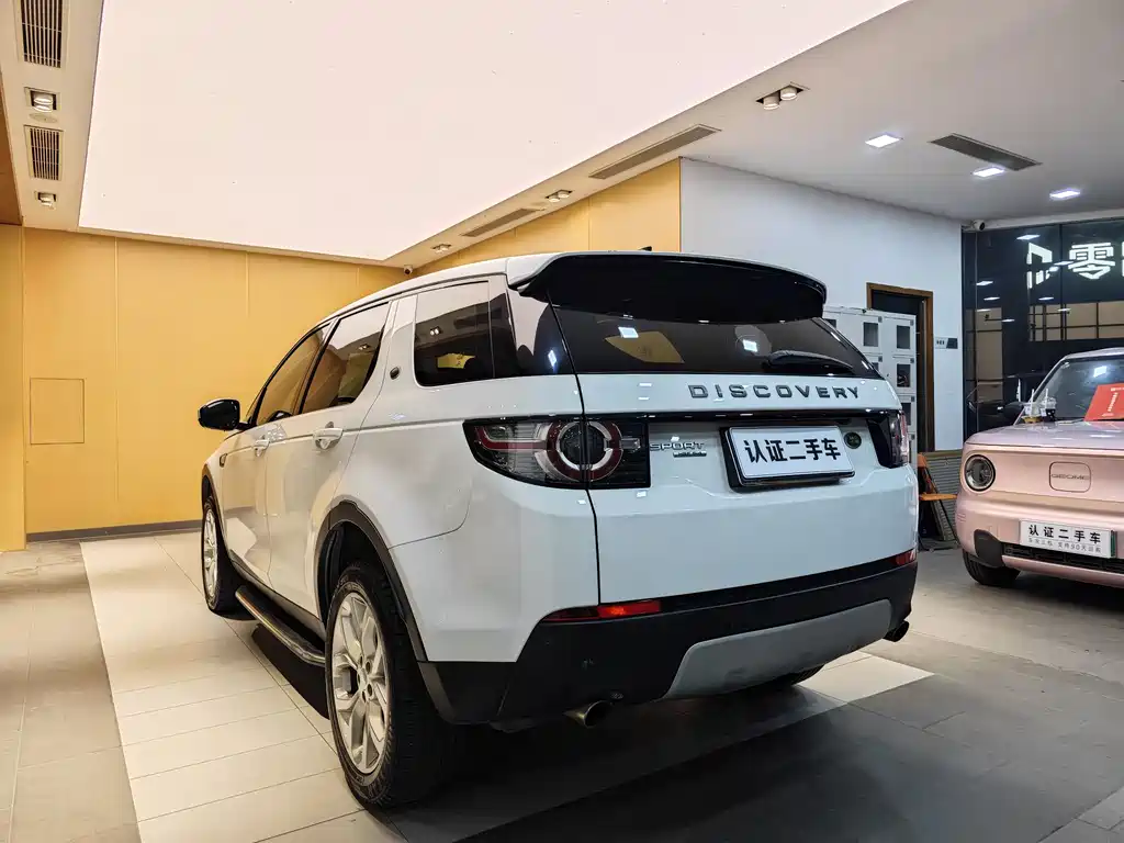 Land Rover Discovery Sport 2017 — фото 25