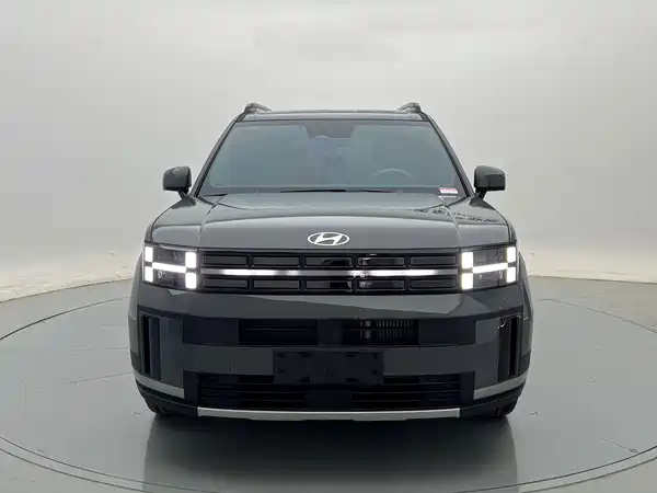 Hyundai Santa Fe 2025