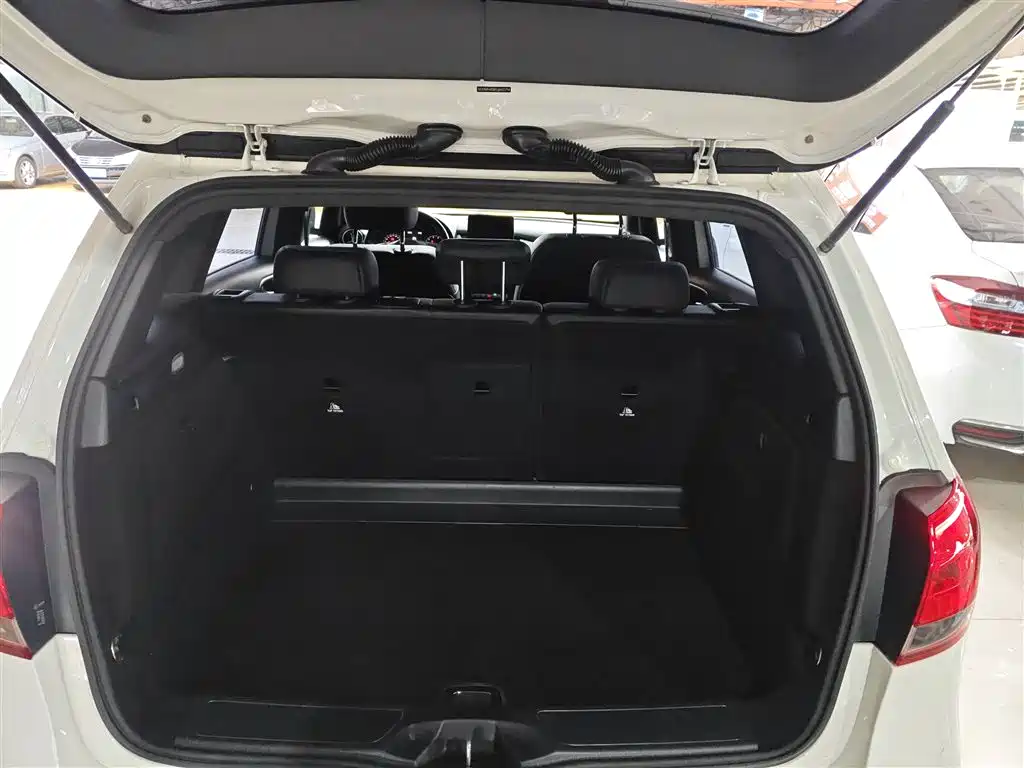 Mercedes-Benz B-Class 2018 — фото 14