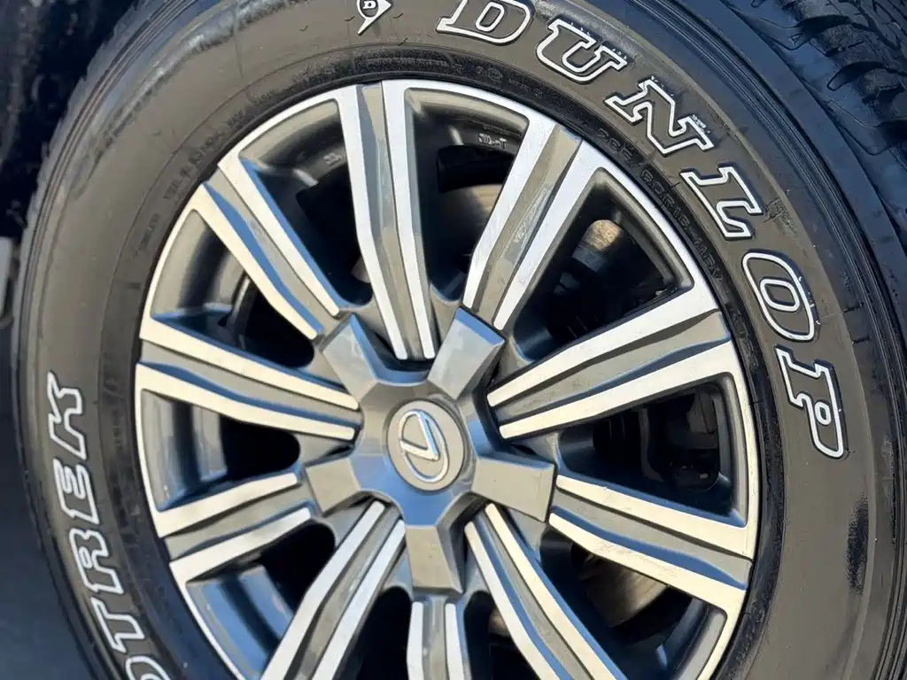 Lexus LX 2014 — фото 11