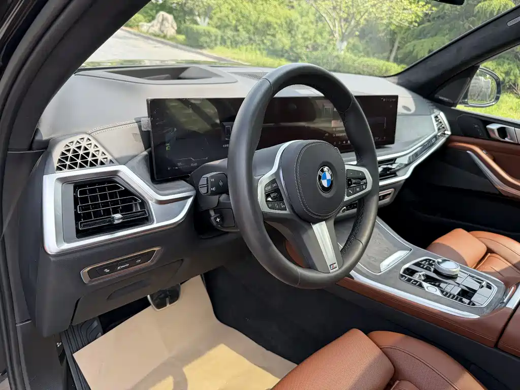 BMW X7 2026 — фото 9