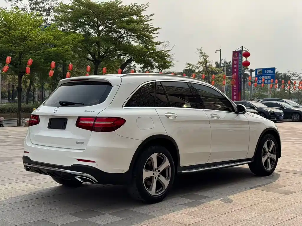 Mercedes-Benz GLC 2017 — фото 7