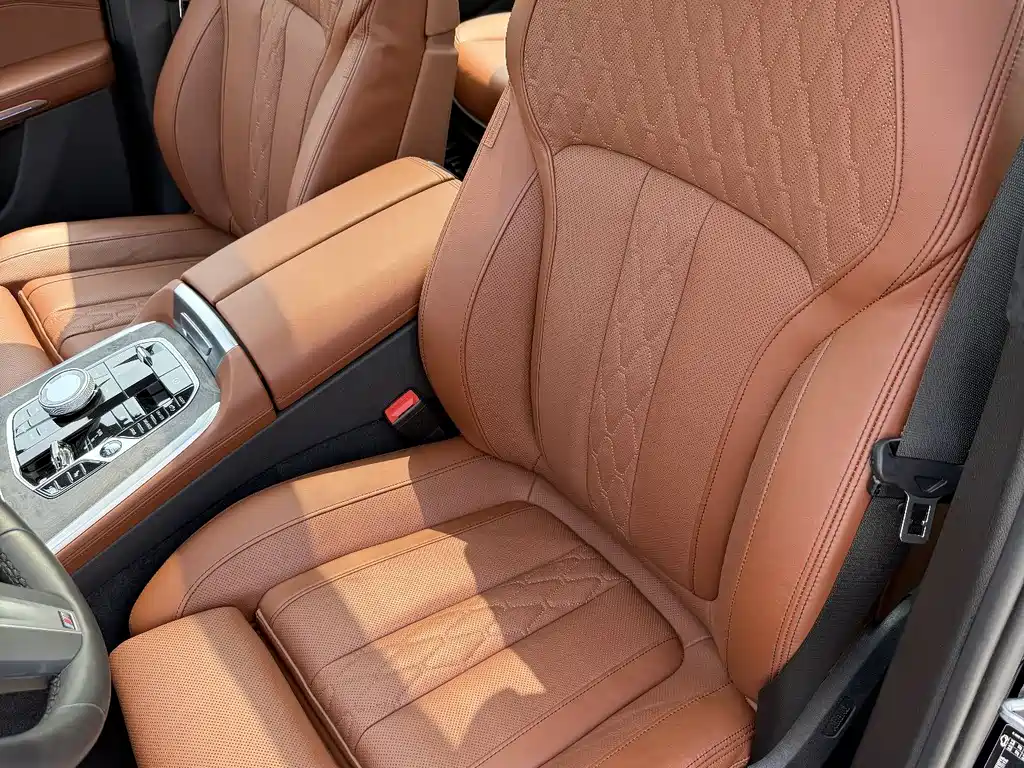 BMW X7 2026 — фото 20