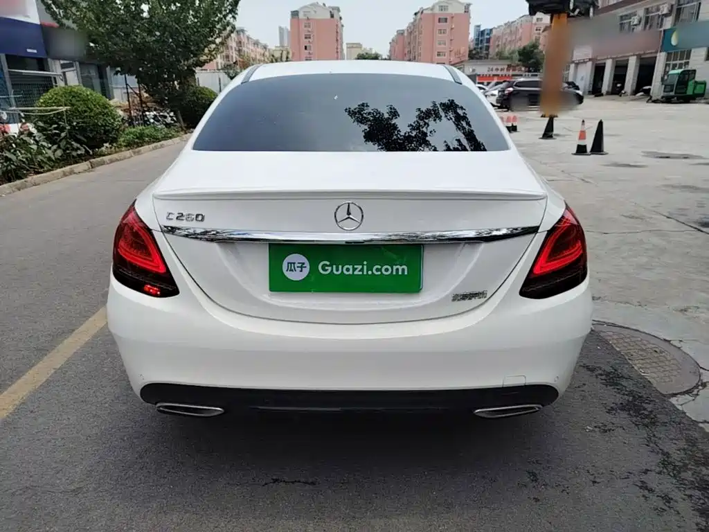 Mercedes-Benz C-Class 2021