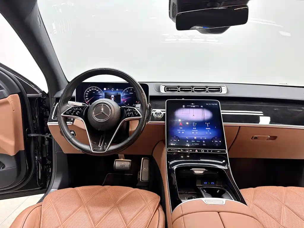 Mercedes-Benz Maybach S-Class 2024 — фото 15