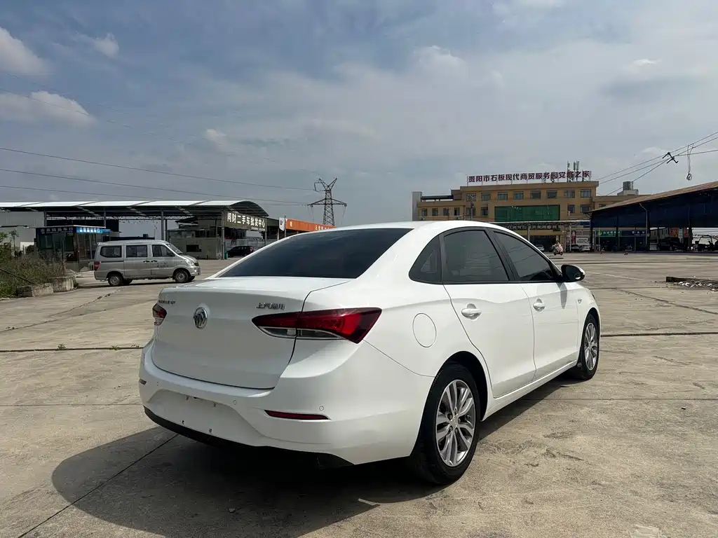 Buick Excelle 2021 — фото 10