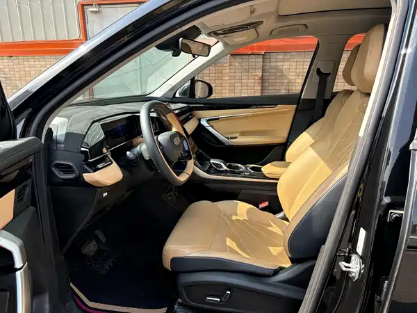 Geely Boyue L 2023