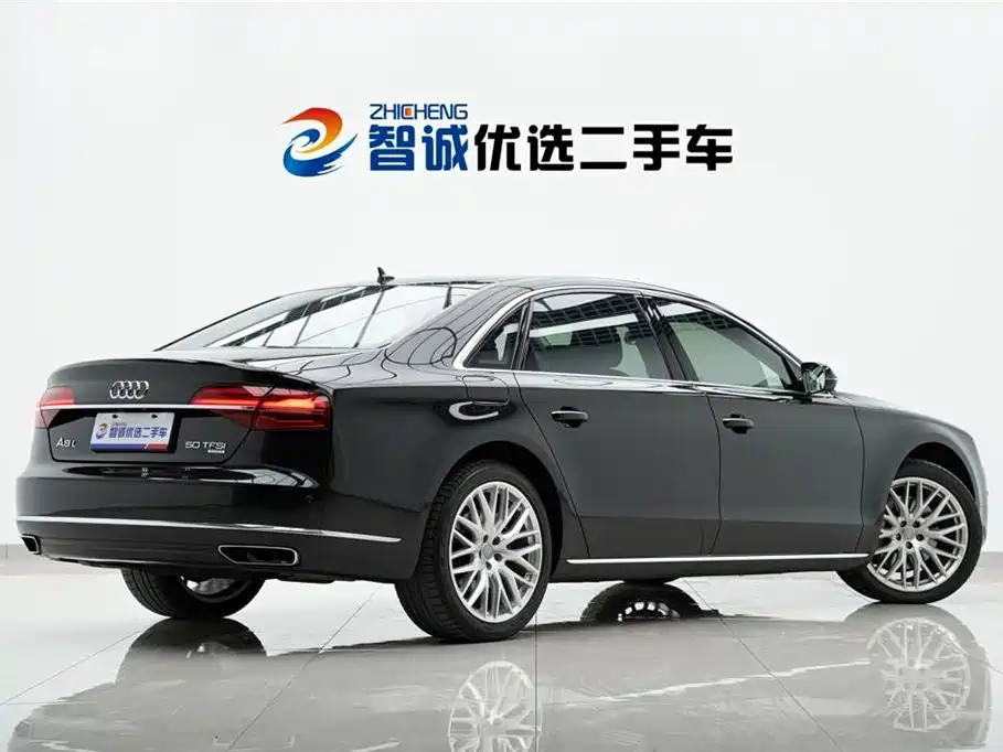 Audi A8 2017 — фото 4
