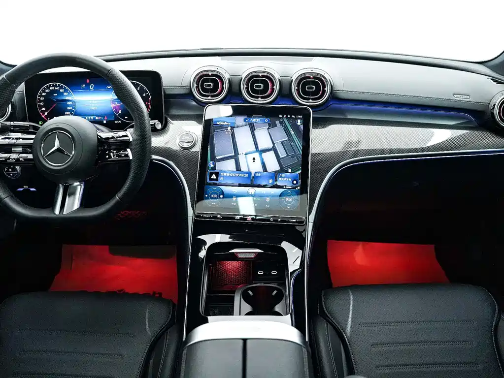 Mercedes-Benz C-Class 2025 — фото 11