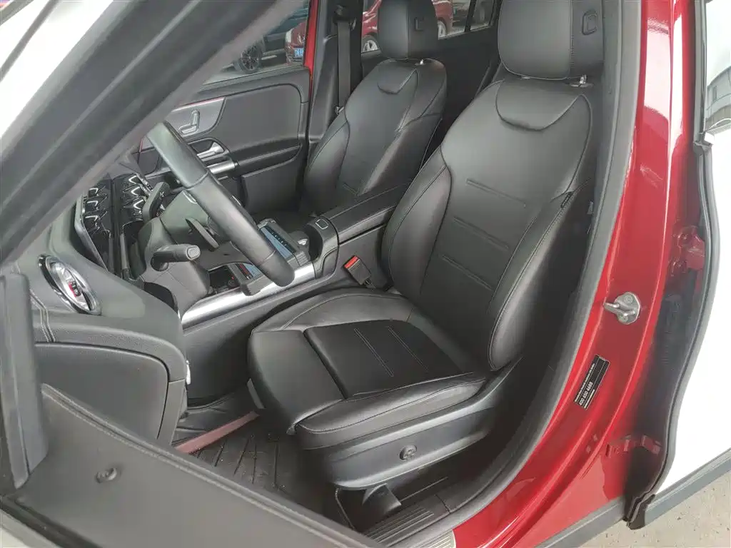 Mercedes-Benz GLA 2021 — фото 15