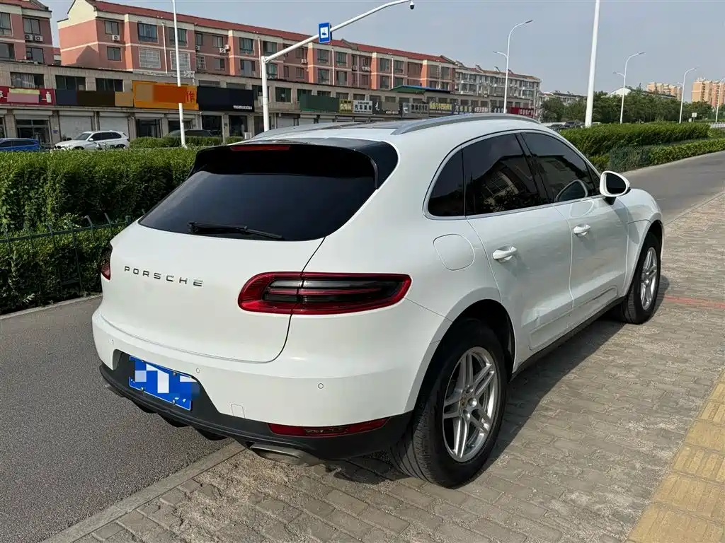Porsche Macan 2016 — фото 4