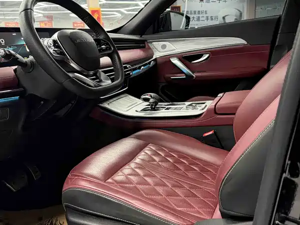 Jetour X70 PLUS 2023