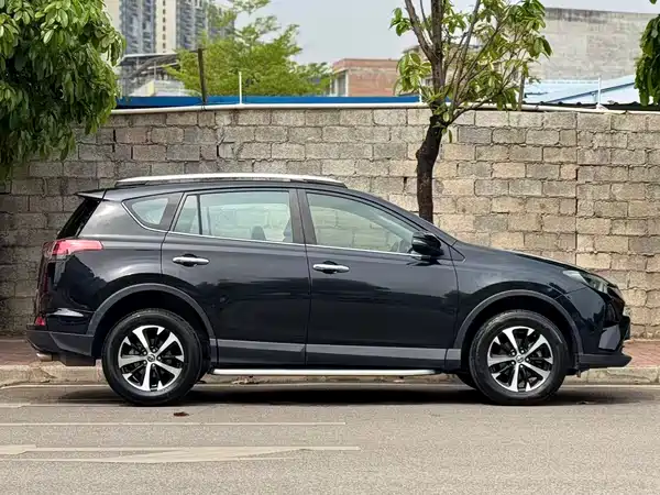 Toyota RAV4 2016
