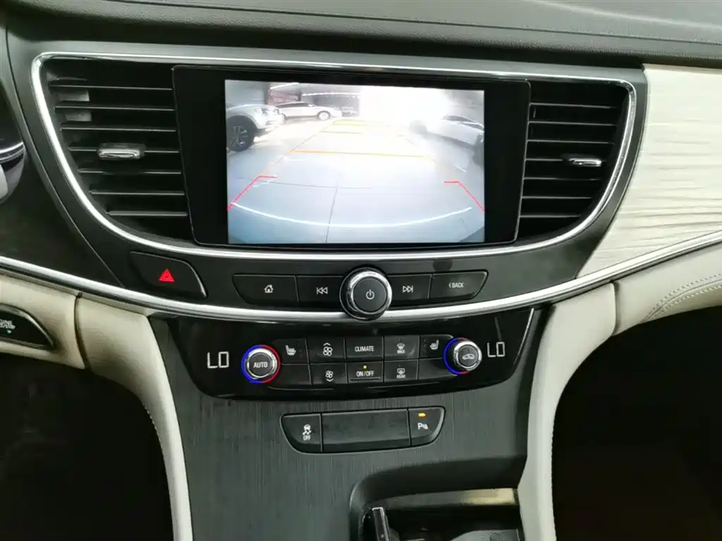 Buick LaCrosse 2019 — фото 13