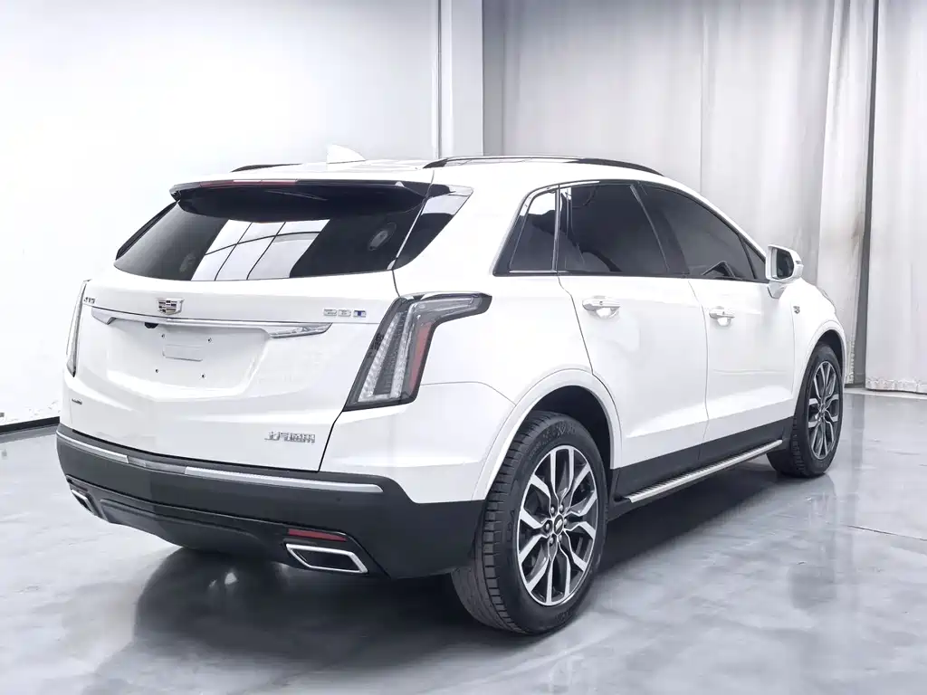 Cadillac XT5 2022 — фото 12