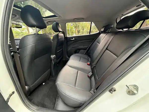 Kia KX1 2020