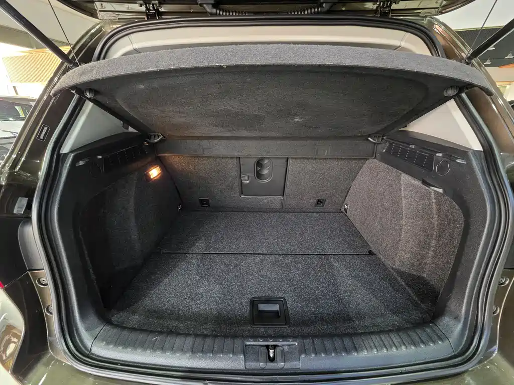 Volkswagen Tiguan 2019 — фото 15