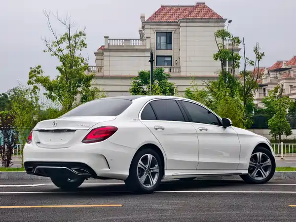 Mercedes-Benz C-Class 2019