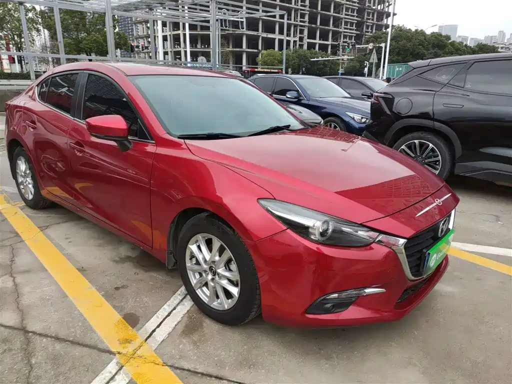 Mazda 3 Axela 2018 — фото 4