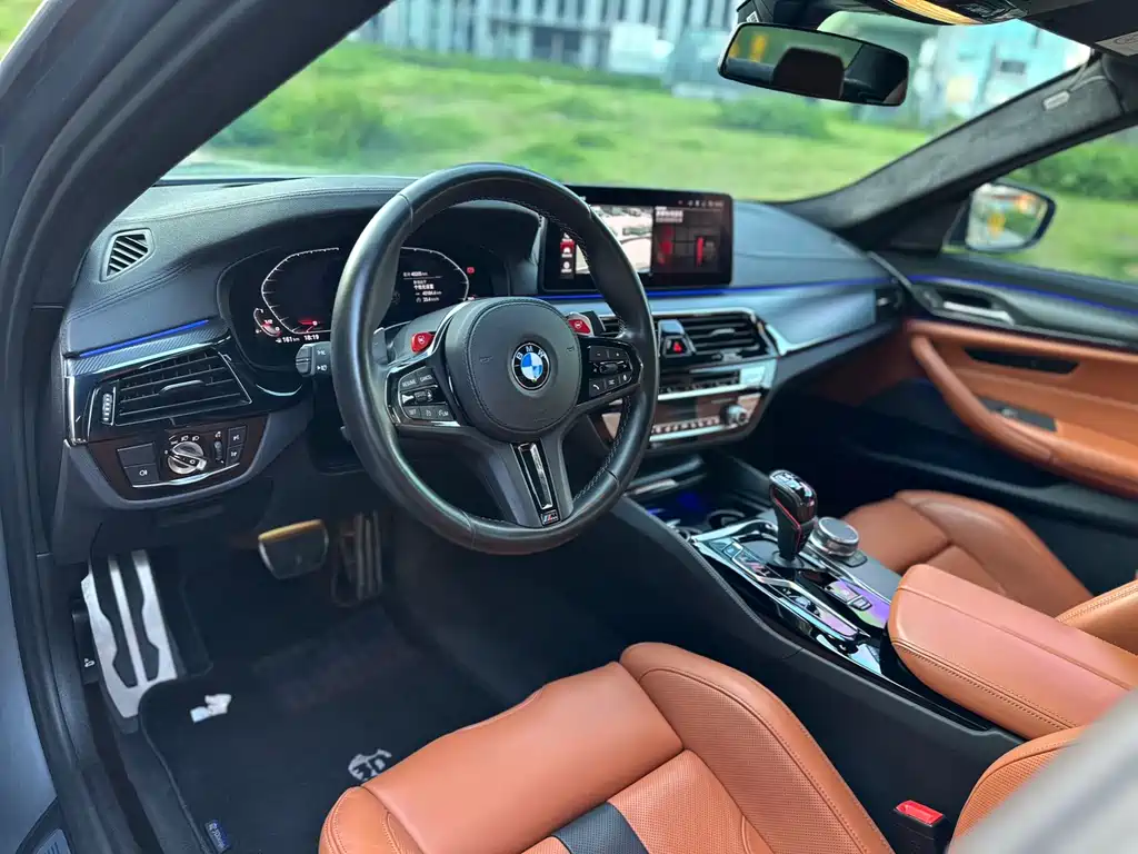 BMW M5 2023 — фото 8