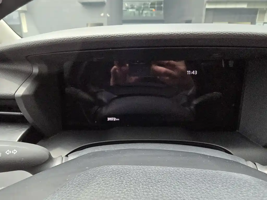 Toyota Camry 2024 — фото 13