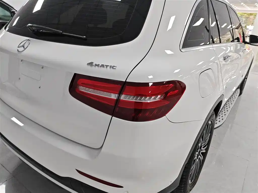 Mercedes-Benz GLC 2019 — фото 24