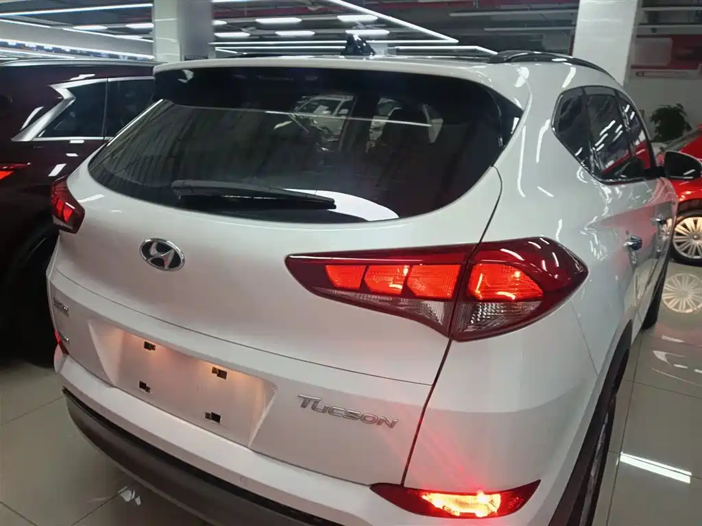 Hyundai Tucson 2017 — фото 4