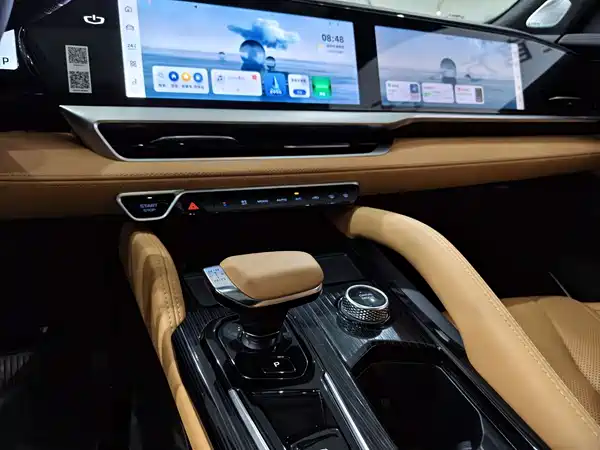 Geely Xingyue L 2023