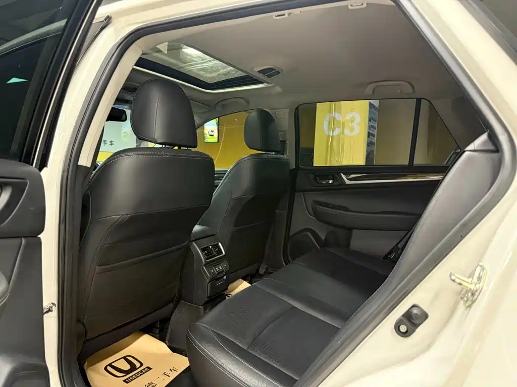 Subaru Outback 2021 — фото 10