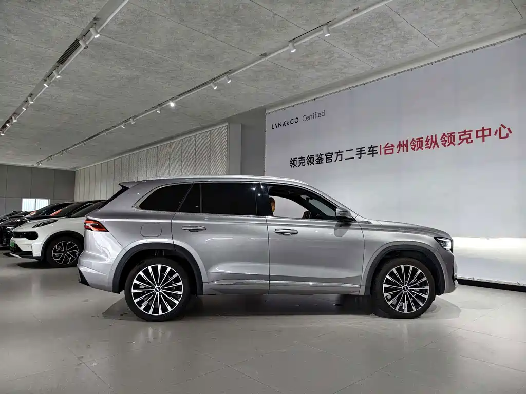 Geely Xingyue L 2023 — фото 20