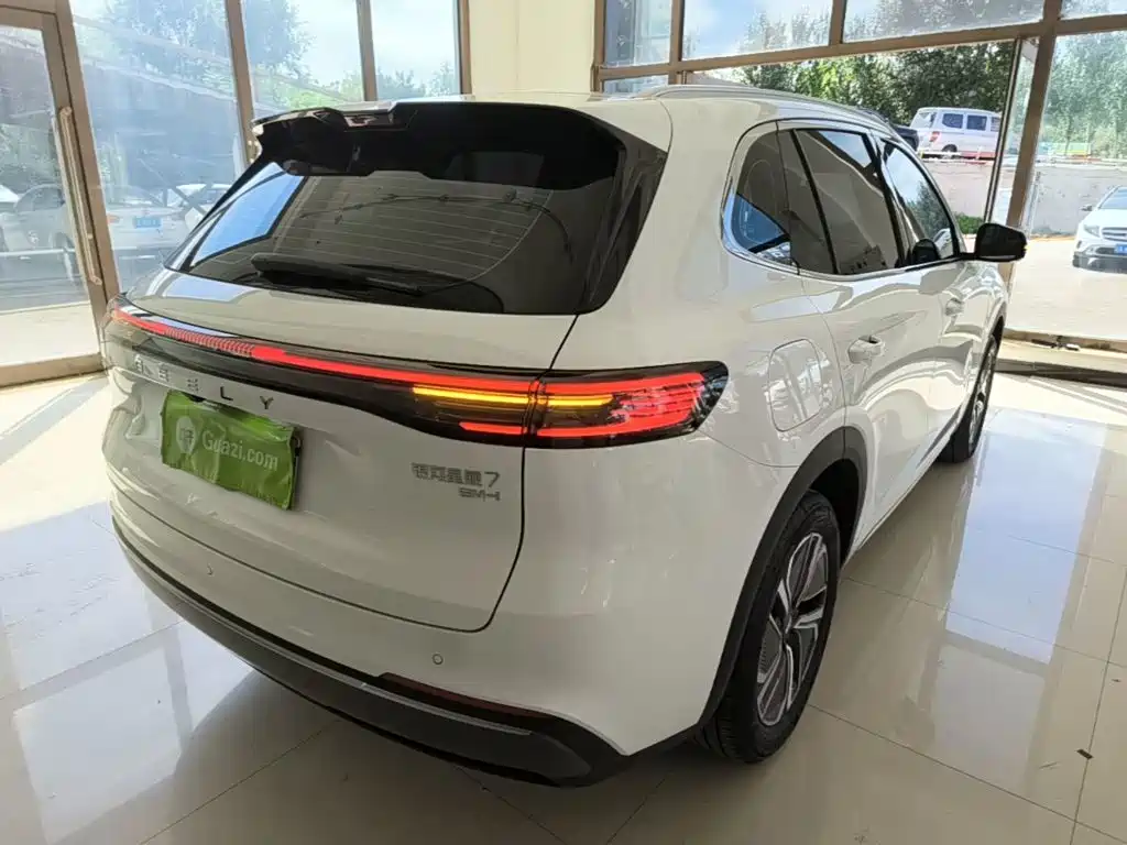 Geely Galaxy Starship 7 2025 — фото 7