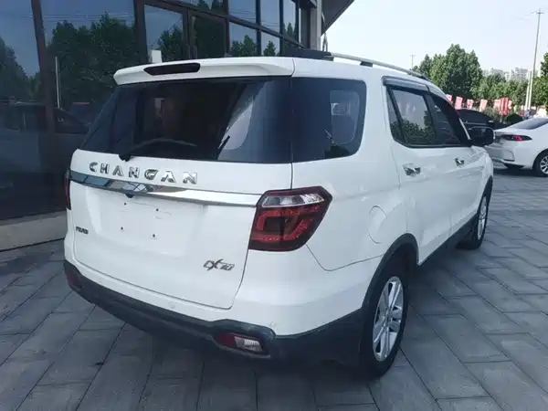 Changan Auchan CX70 2016