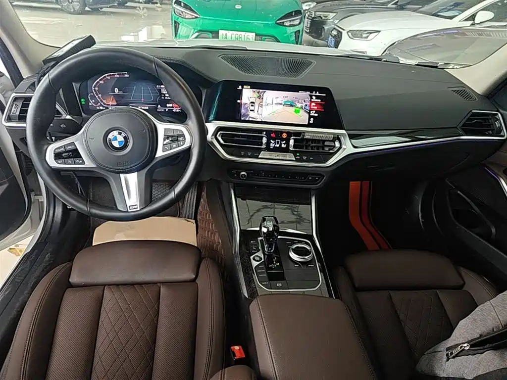 BMW 3 Series 2022 — фото 10