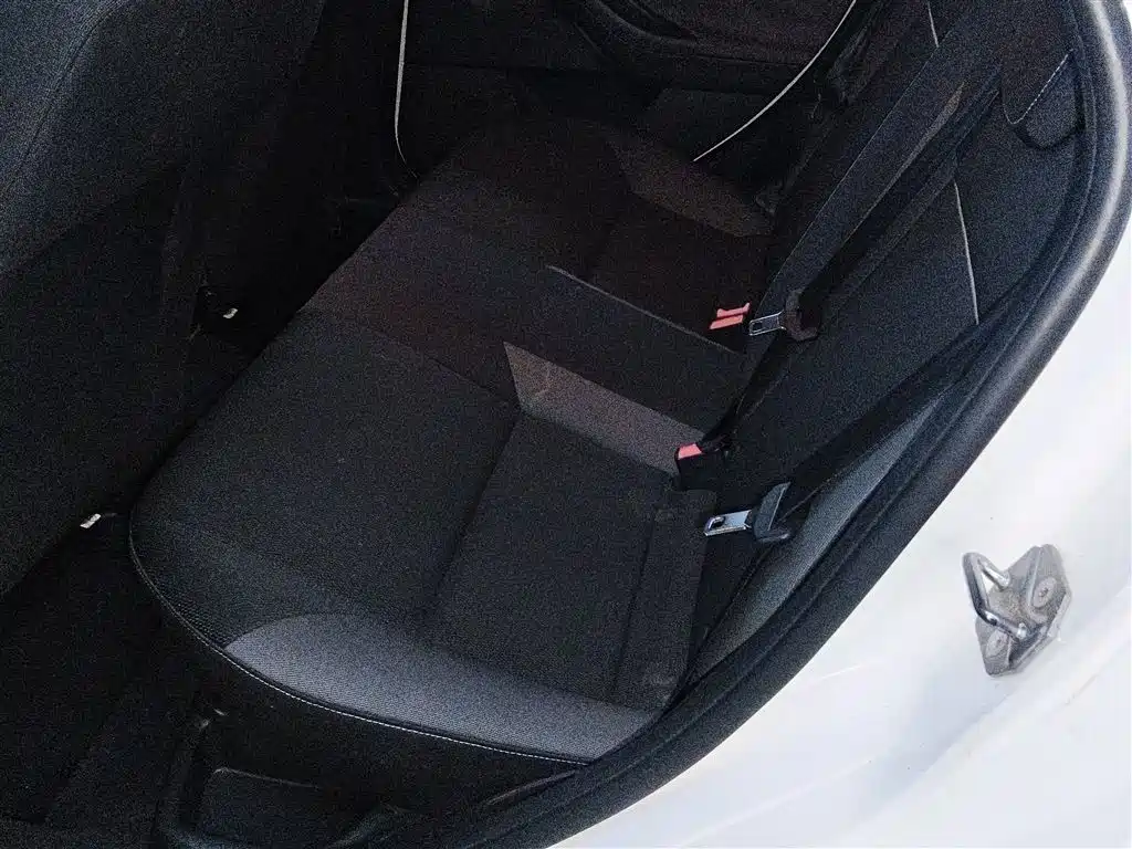 Ford Focus 2015 — фото 17