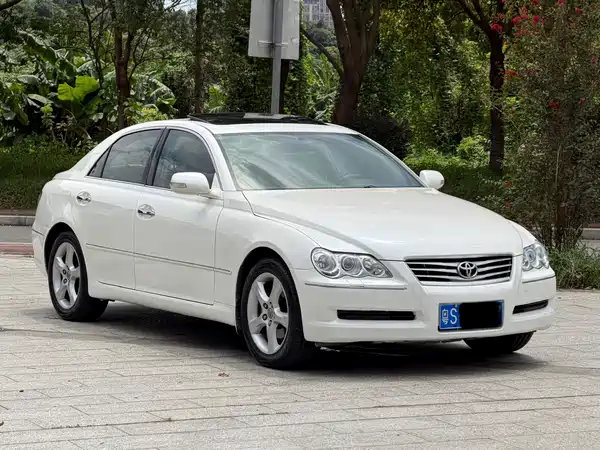 Toyota Reiz 2009