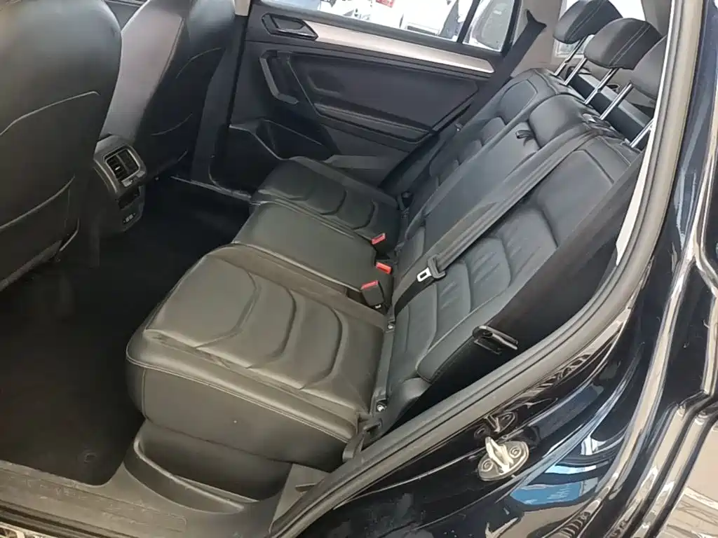 Volkswagen Tiguan L 2018 — фото 17