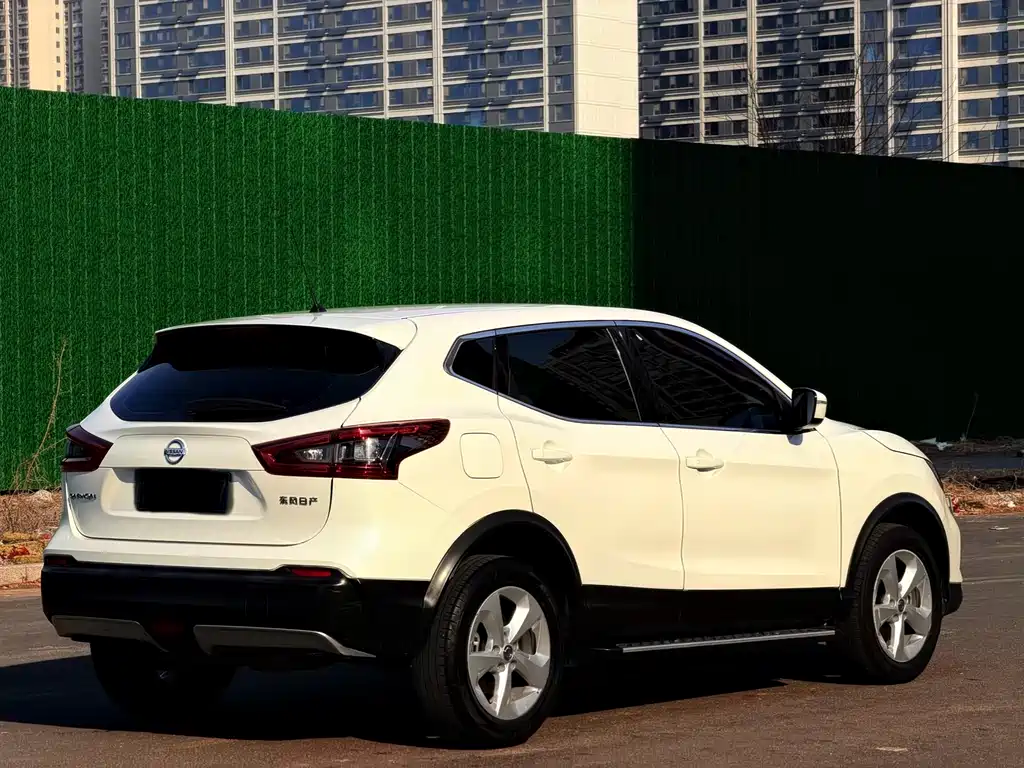 Nissan Qashqai 2023 — фото 4