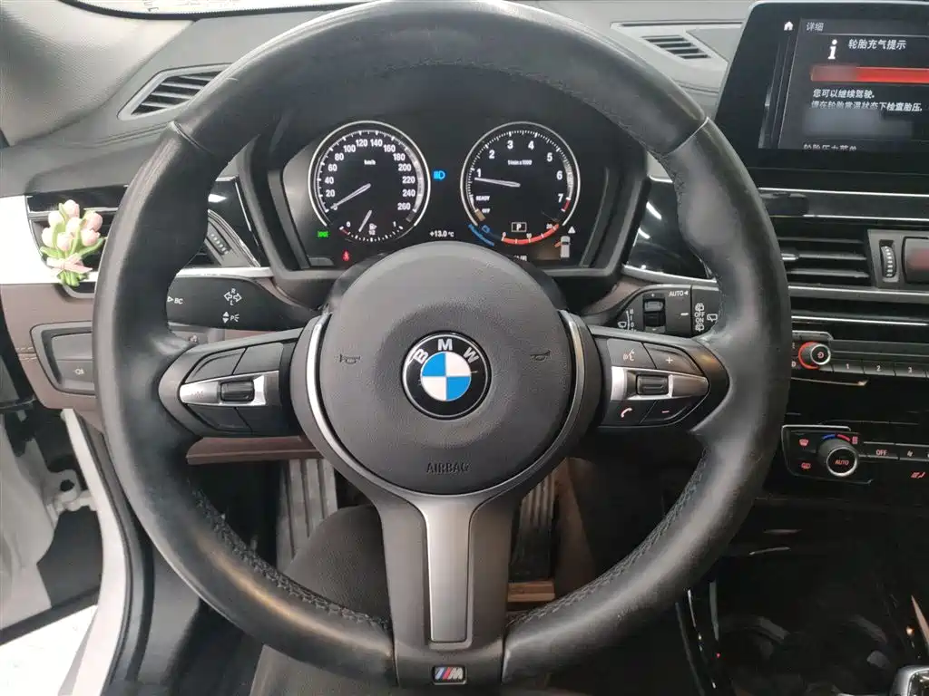 BMW X2 2022 — фото 7