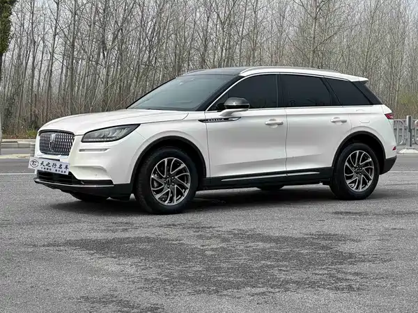 Lincoln Corsair 2021